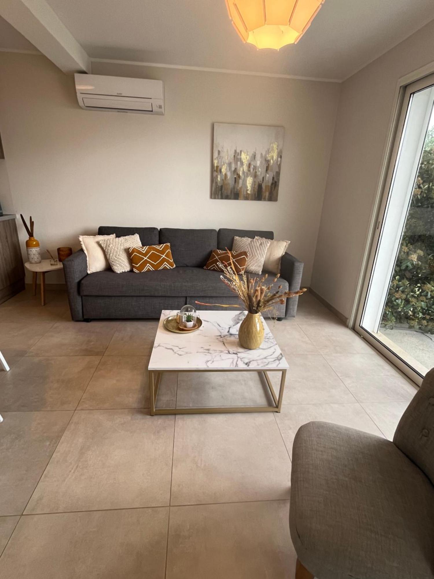 T2 Calme Avec Vue Mer Et Borne De Recharge Sur Demande Bastia  Exterior foto